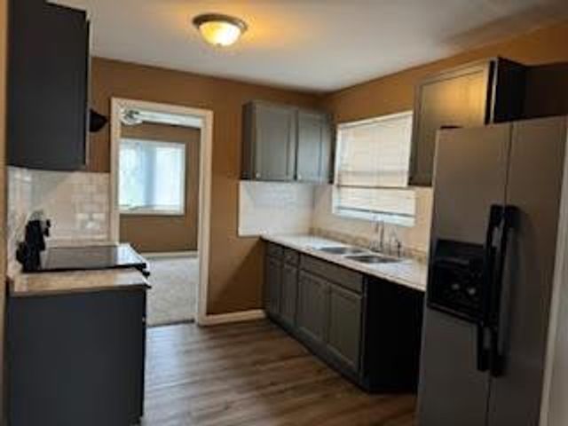 6800 Blue Parkway, Kansas City, MO 64129