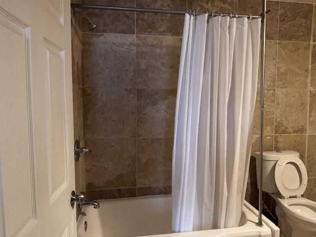 6800 Blue Parkway, Kansas City, MO 64129