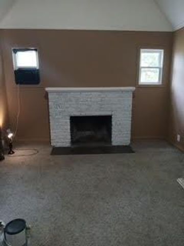 6800 Blue Parkway, Kansas City, MO 64129