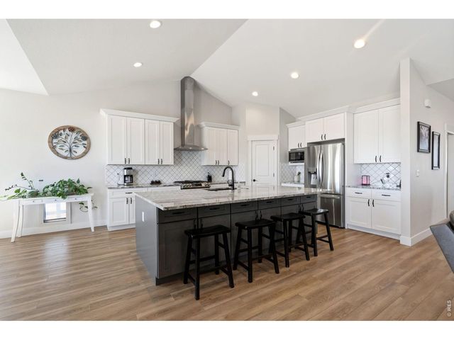 9251 Meadow Farms Dr, Milliken, CO 80543