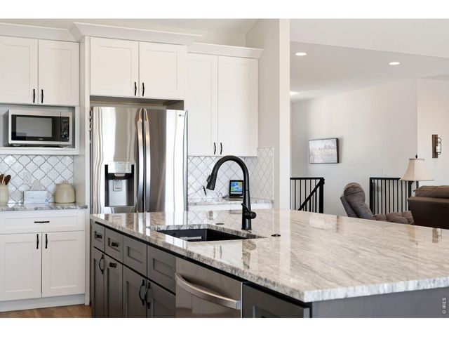 9251 Meadow Farms Dr, Milliken, CO 80543