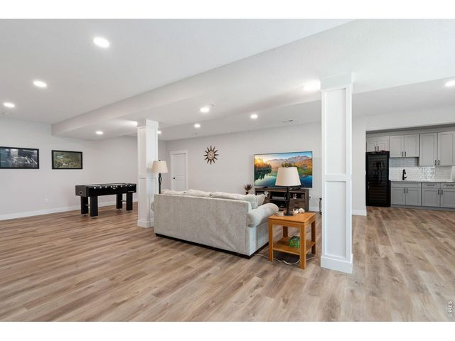 9251 Meadow Farms Dr, Milliken, CO 80543