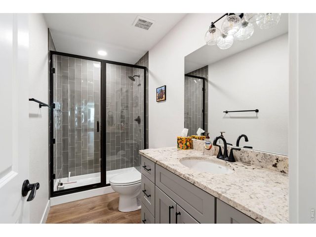 9251 Meadow Farms Dr, Milliken, CO 80543