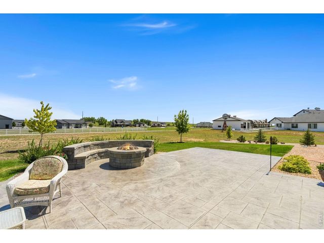 9251 Meadow Farms Dr, Milliken, CO 80543