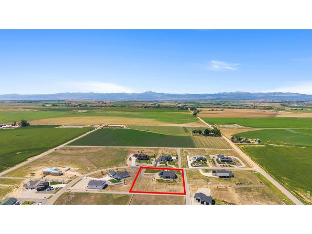 9251 Meadow Farms Dr, Milliken, CO 80543
