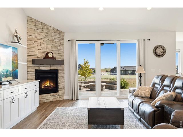 9251 Meadow Farms Dr, Milliken, CO 80543