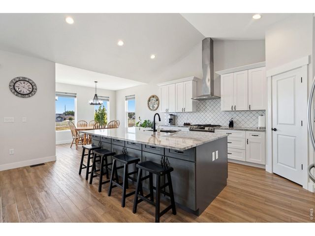 9251 Meadow Farms Dr, Milliken, CO 80543