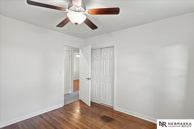1009 S Madison Street, Papillion, NE 68046