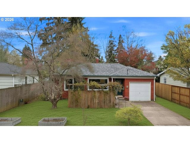 5823 Se INSLEY St, Portland, OR 97206