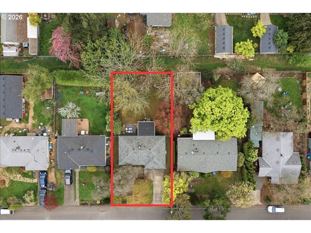 5823 Se INSLEY St, Portland, OR 97206