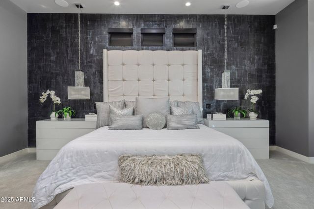 2639 E LOVEBIRD Lane, Gilbert, AZ 85297