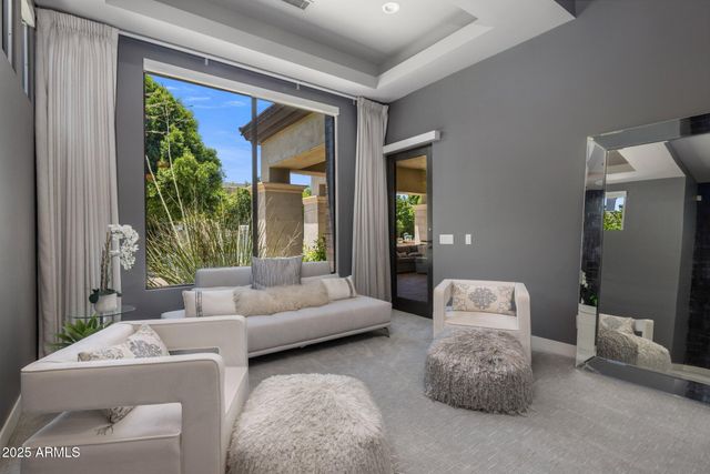 2639 E LOVEBIRD Lane, Gilbert, AZ 85297