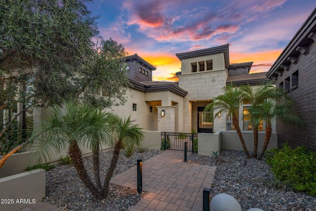 2639 E LOVEBIRD Lane, Gilbert, AZ 85297