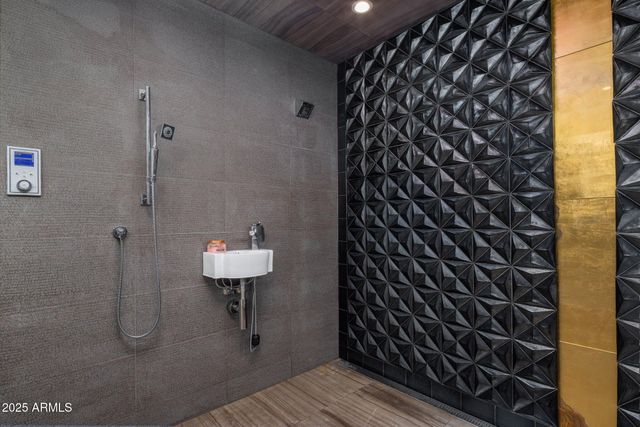 2639 E LOVEBIRD Lane, Gilbert, AZ 85297