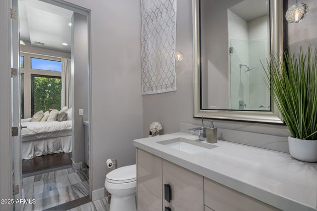 2639 E LOVEBIRD Lane, Gilbert, AZ 85297