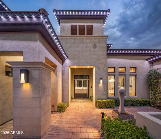 2639 E LOVEBIRD Lane, Gilbert, AZ 85297