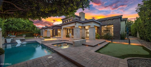 2639 E LOVEBIRD Lane, Gilbert, AZ 85297