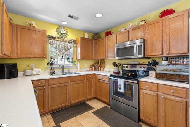 5 Avalon Court, Simpsonville, SC 29681