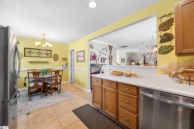 5 Avalon Court, Simpsonville, SC 29681