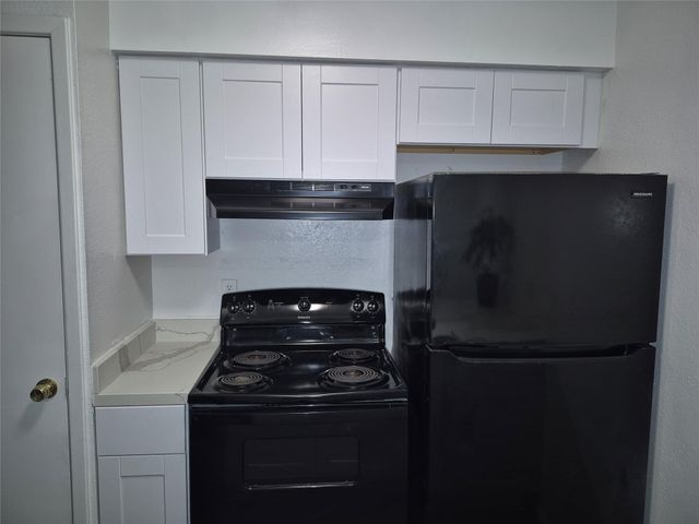 10601 South Drive 93, Houston, TX 77099