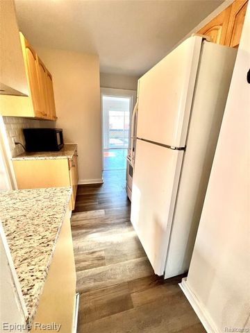 23231 Park Street, Dearborn, MI 48124
