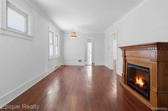 23231 Park Street, Dearborn, MI 48124