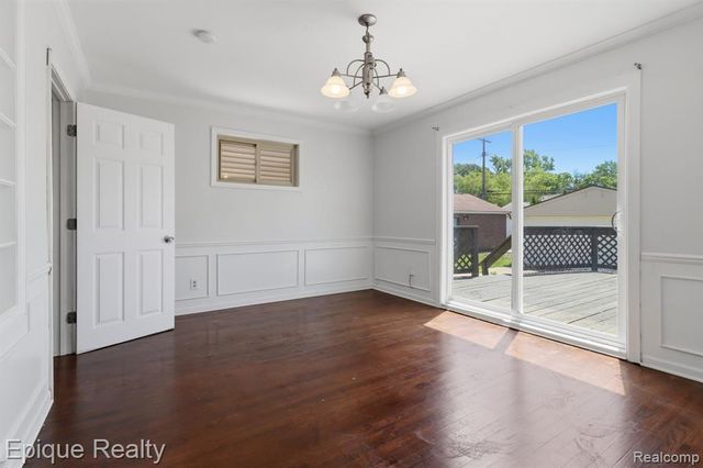 23231 Park Street, Dearborn, MI 48124