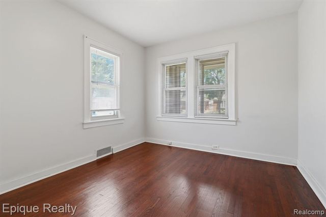 23231 Park Street, Dearborn, MI 48124