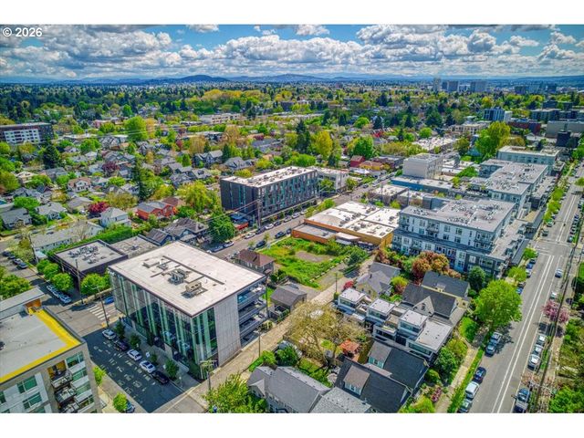 4056 N VANCOUVER Ave, Portland, OR 97227