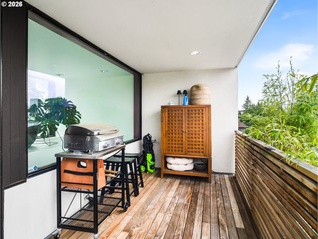 4056 N VANCOUVER Ave, Portland, OR 97227