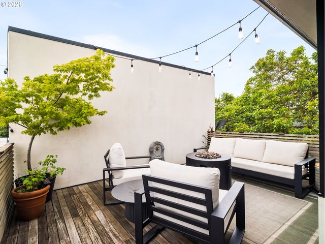 4056 N VANCOUVER Ave, Portland, OR 97227