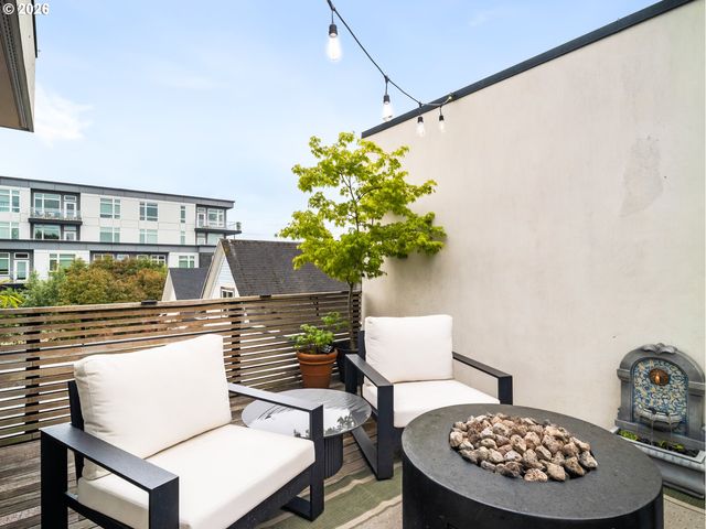 4056 N VANCOUVER Ave, Portland, OR 97227