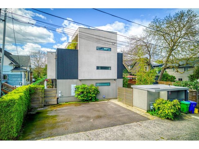 4056 N VANCOUVER Ave, Portland, OR 97227