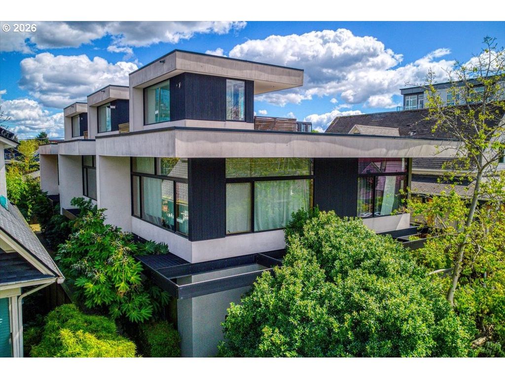 4056 N VANCOUVER Ave, Portland, OR 97227