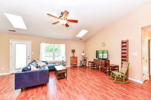 328 Brooks, Brownsburg, IN 46112