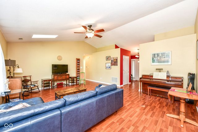 328 Brooks, Brownsburg, IN 46112