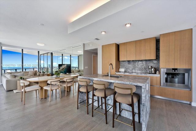 500 Alton Rd 2205, Miami Beach, FL 33139