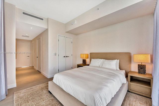 500 Alton Rd 2205, Miami Beach, FL 33139