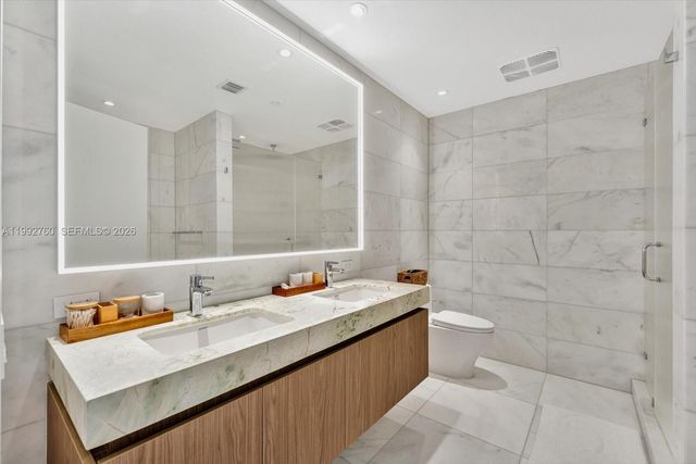 500 Alton Rd 2205, Miami Beach, FL 33139