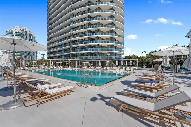 500 Alton Rd 2205, Miami Beach, FL 33139
