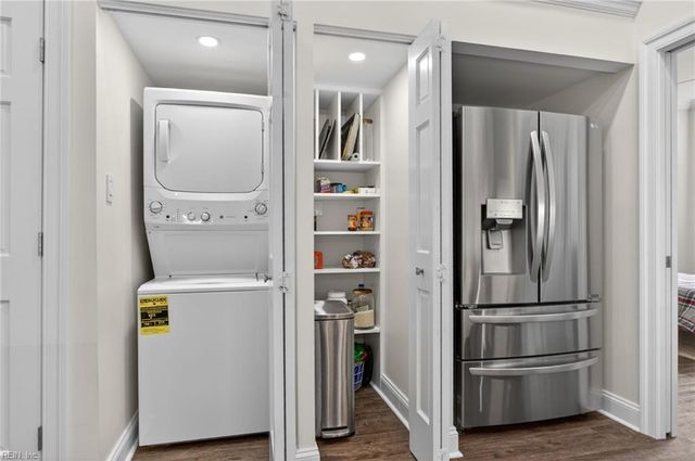 696 Mowbray Arch Apt 510, Norfolk, VA 23507