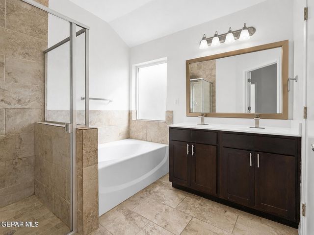 800 Whitebrush Drive, Socorro, TX 79927