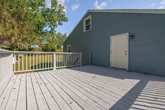 3 Old Ware Rd, West Brookfield, MA 01585