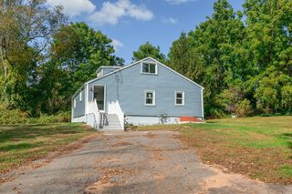 3 Old Ware Rd, West Brookfield, MA 01585
