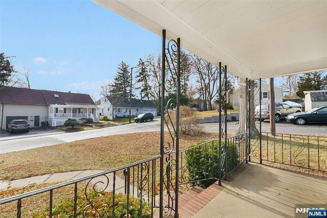 57 Richwood Place, Denville Township, NJ 07834