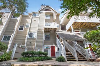 5804 INMAN PARK CIR #120, Rockville, MD 20852