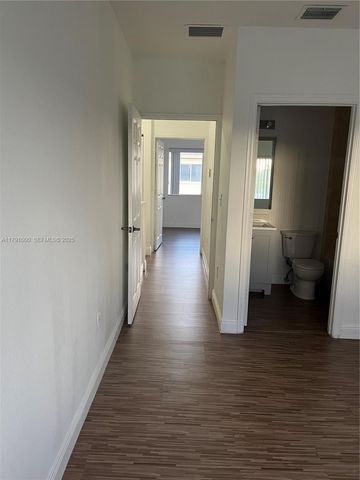7985 NW 8th Street 110A, Miami, FL 33126