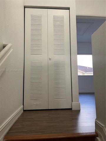 7985 NW 8th Street 110A, Miami, FL 33126