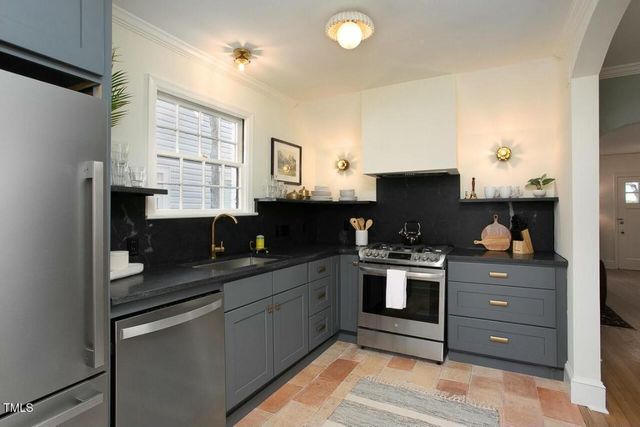 821 N Buchanan Boulevard B, Durham, NC 27701