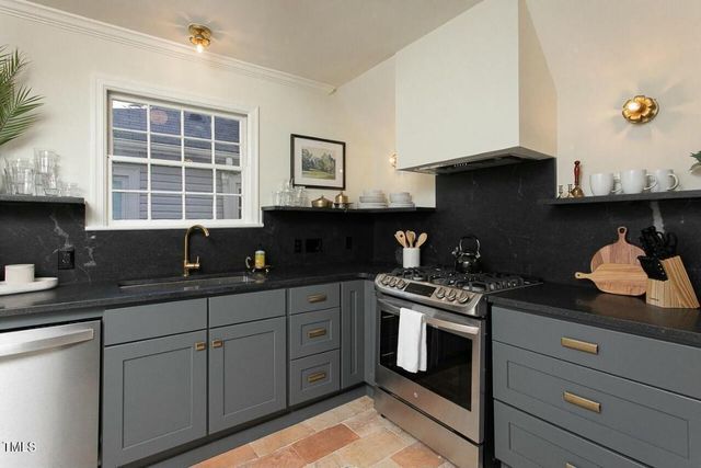 821 N Buchanan Boulevard B, Durham, NC 27701